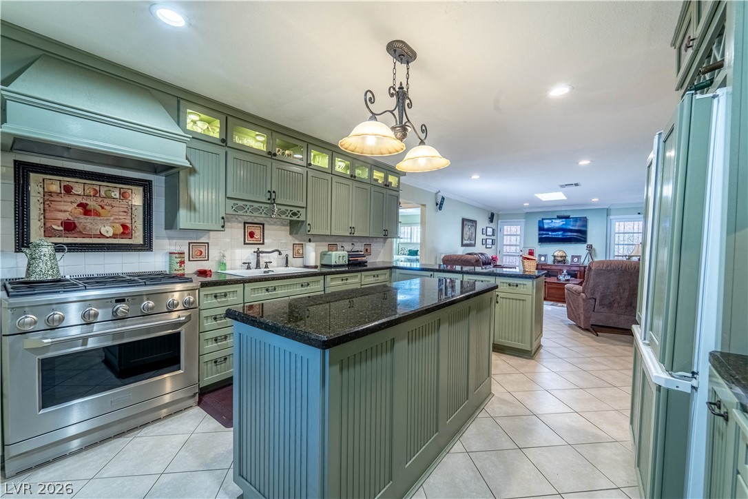 4656 Skyland Drive Las Vegas NV 89121