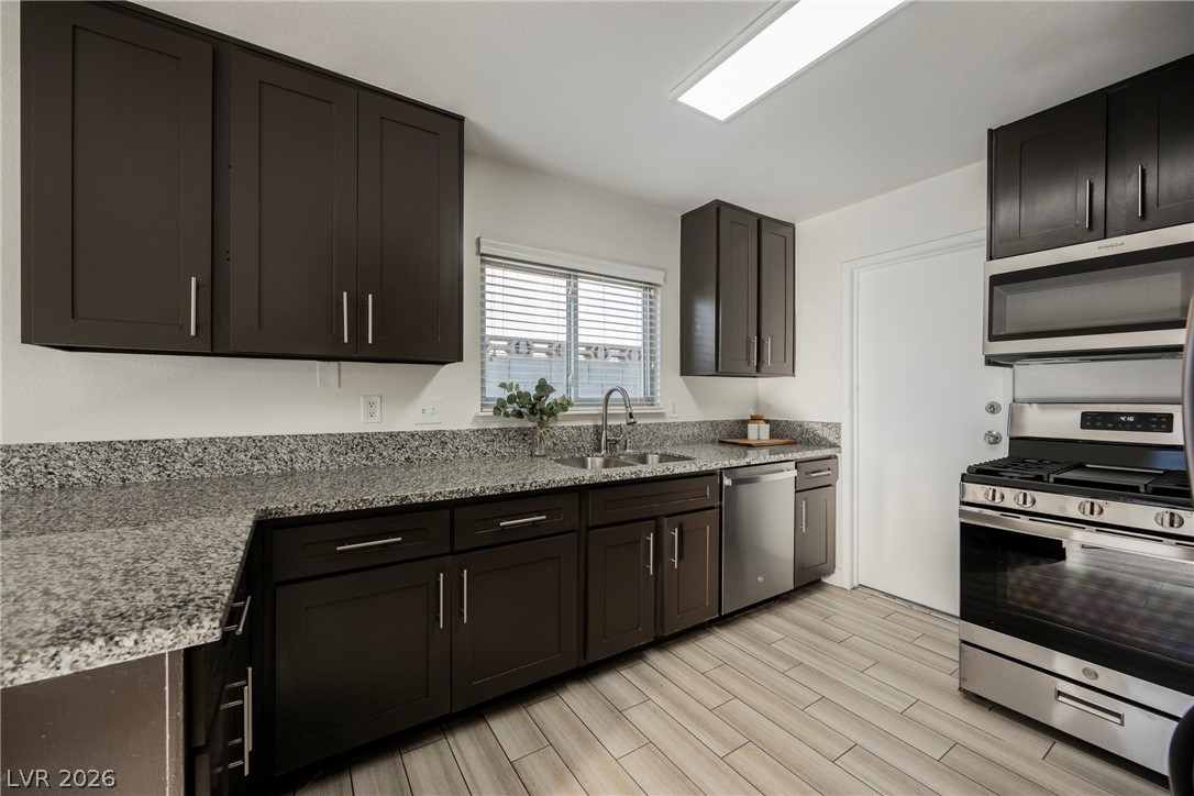 1704 Kismet Circle Las Vegas NV 89108