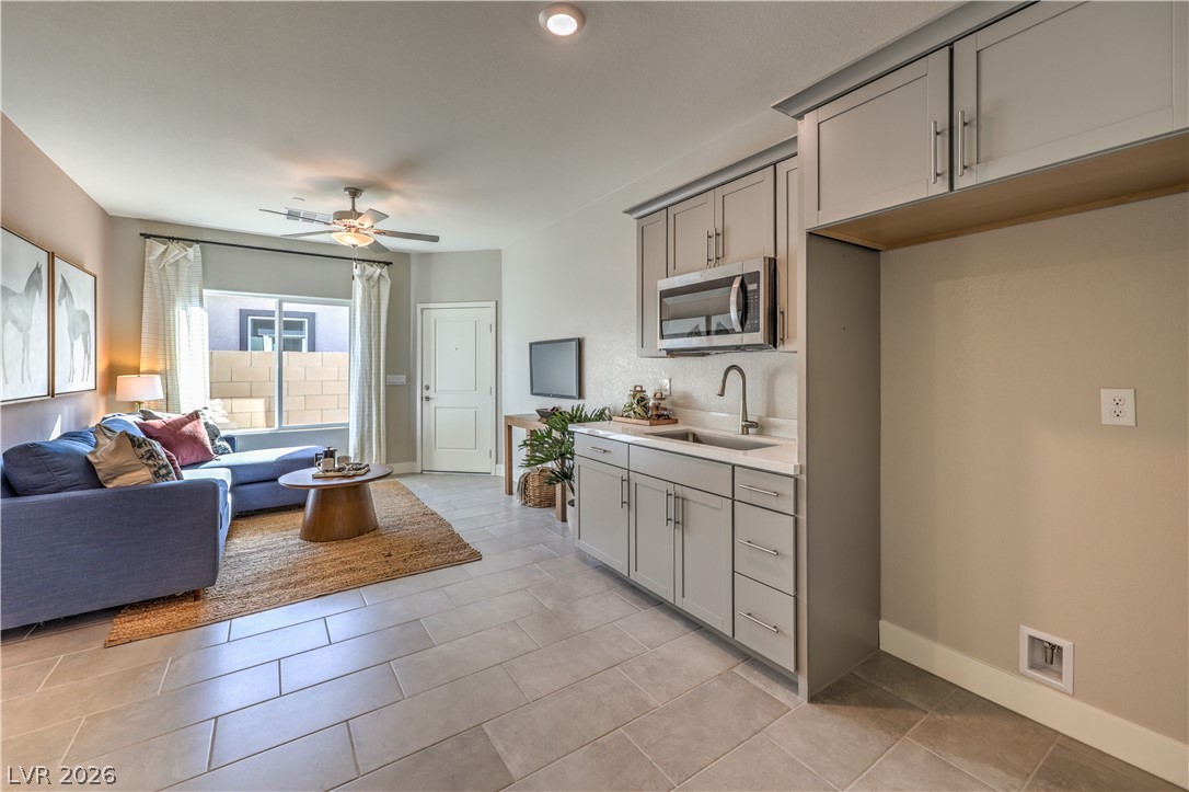 1000 Gentle Swan Henderson NV 89011