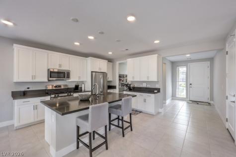 6935 Desert Finch Street North Las Vegas NV 89084
