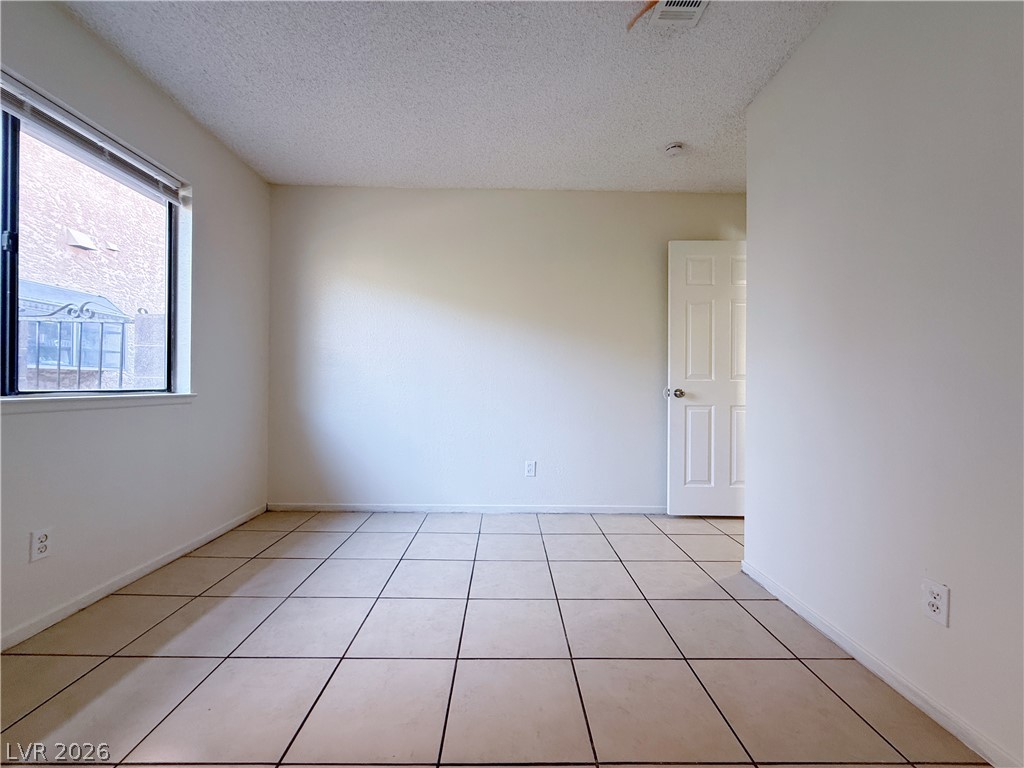 6544 Hartwood Road Las Vegas NV 89108