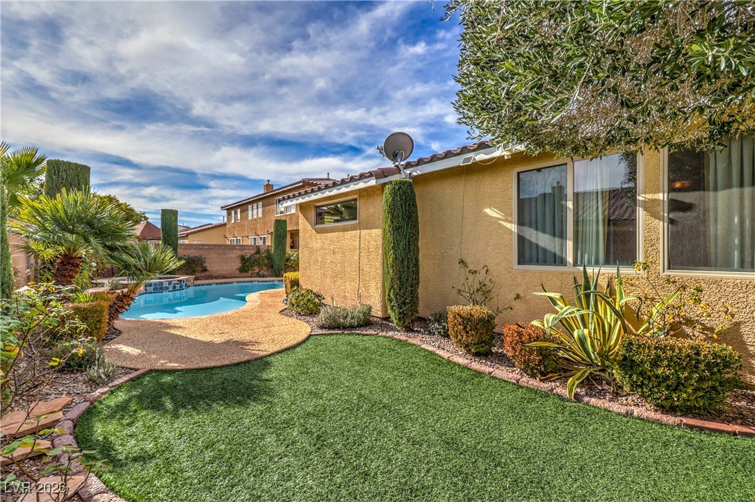 10016 Desert Alcove Road Las Vegas NV 89178