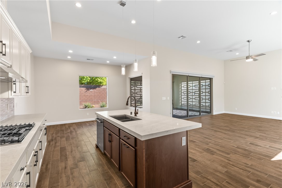 10028 Regency Square Avenue Las Vegas NV 89148