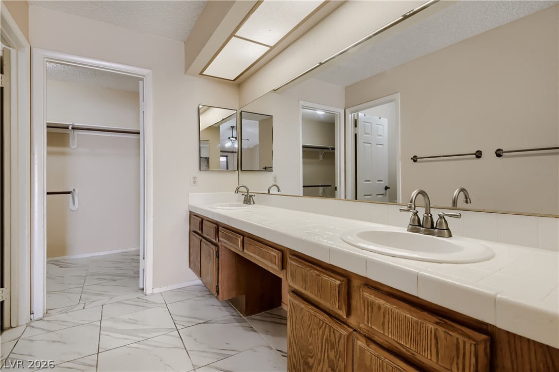 3618 Edinburgh Drive Las Vegas NV 89103