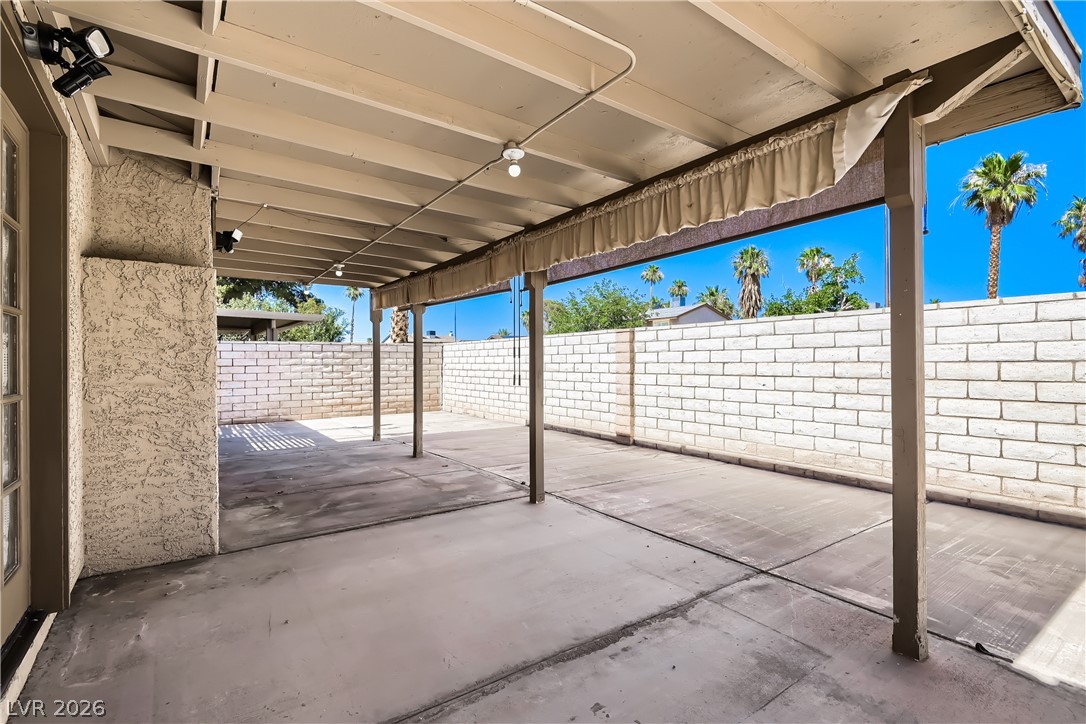 3618 Edinburgh Drive Las Vegas NV 89103