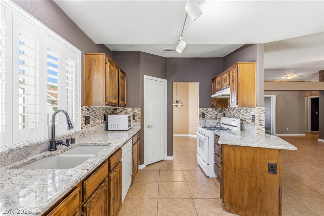 129 Lemongold Street Henderson NV 89012