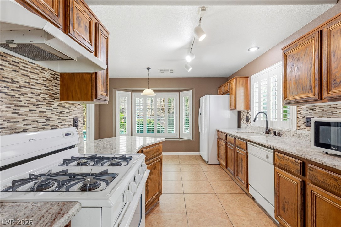 129 Lemongold Street Henderson NV 89012