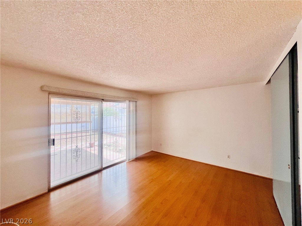 5028 Meadow Grove Court Las Vegas NV 89120