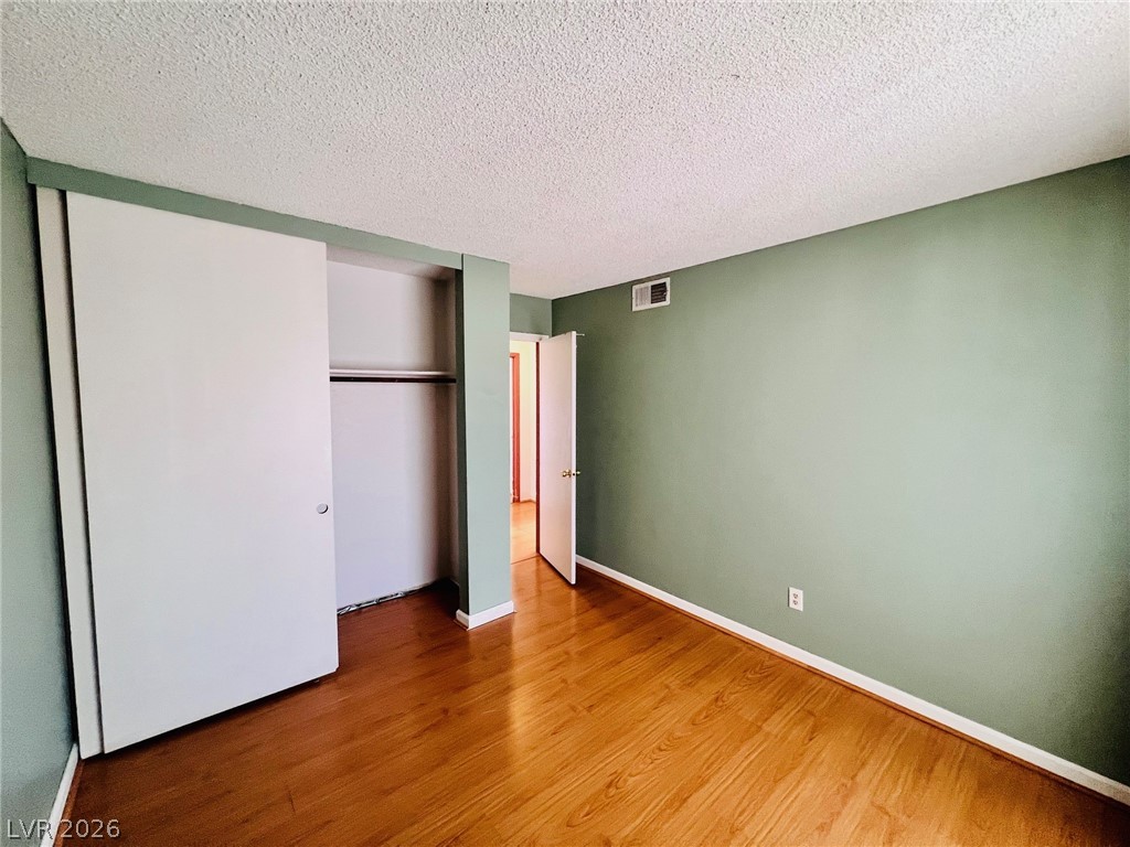 5028 Meadow Grove Court Las Vegas NV 89120