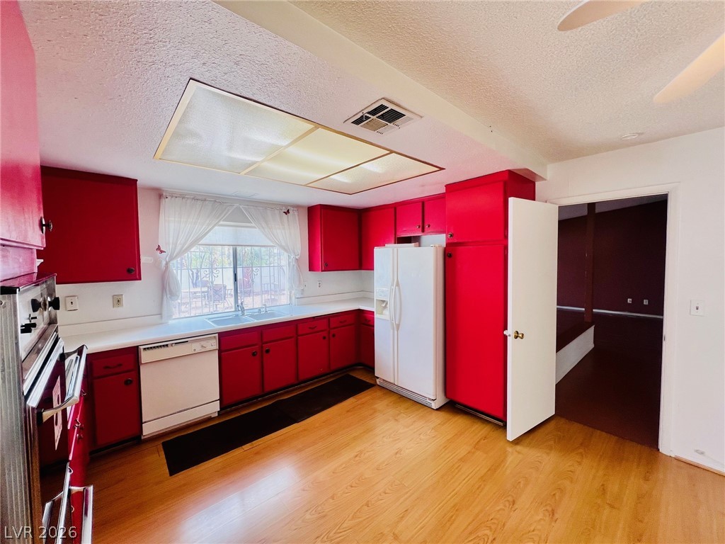 5028 Meadow Grove Court Las Vegas NV 89120