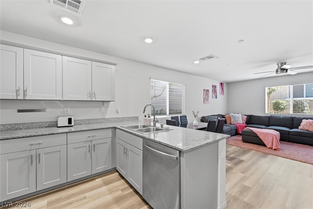 2845 Copper Wind Lane 5 Las Vegas NV 89183