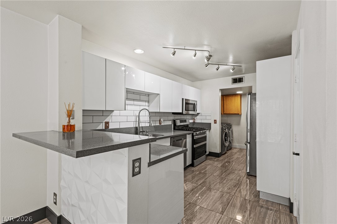 7968 Dorinda Avenue Las Vegas NV 89147