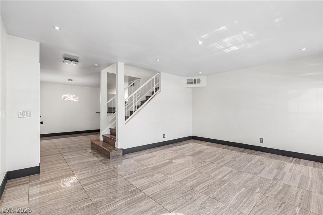 7968 Dorinda Avenue Las Vegas NV 89147