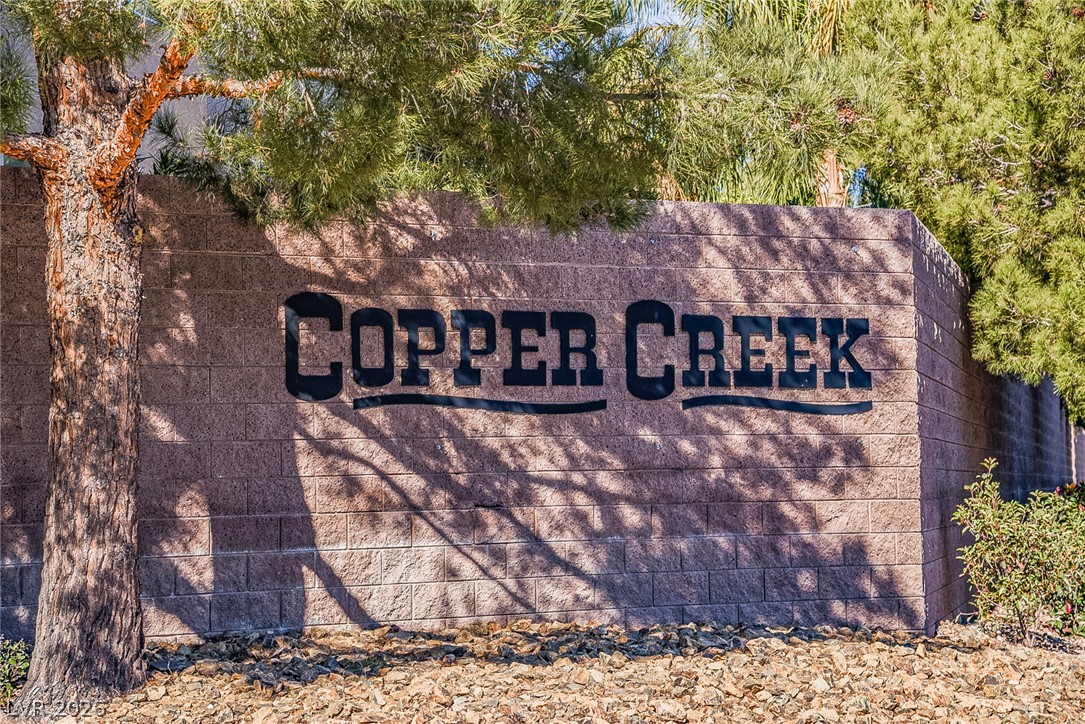 6882 Bronze Meadow Avenue Las Vegas NV 89122