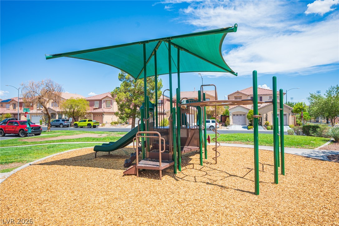 6882 Bronze Meadow Avenue Las Vegas NV 89122
