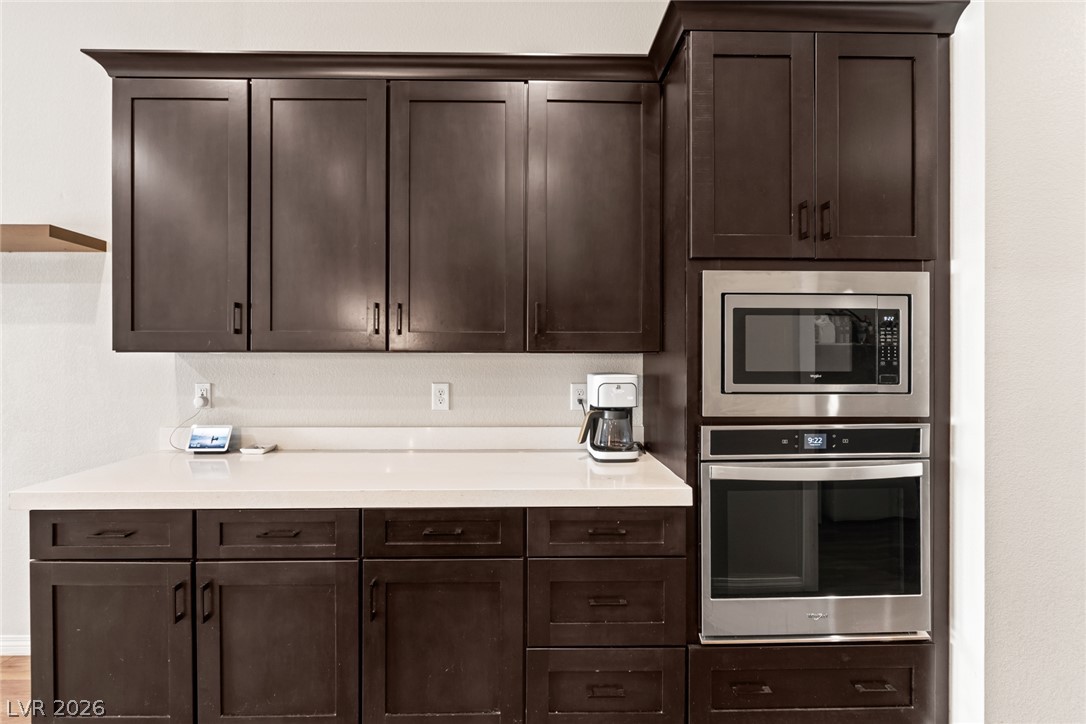 8657 Hartmont Street Las Vegas NV 89166