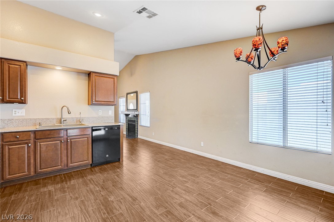 9301 Mountain Range Avenue Las Vegas NV 89129
