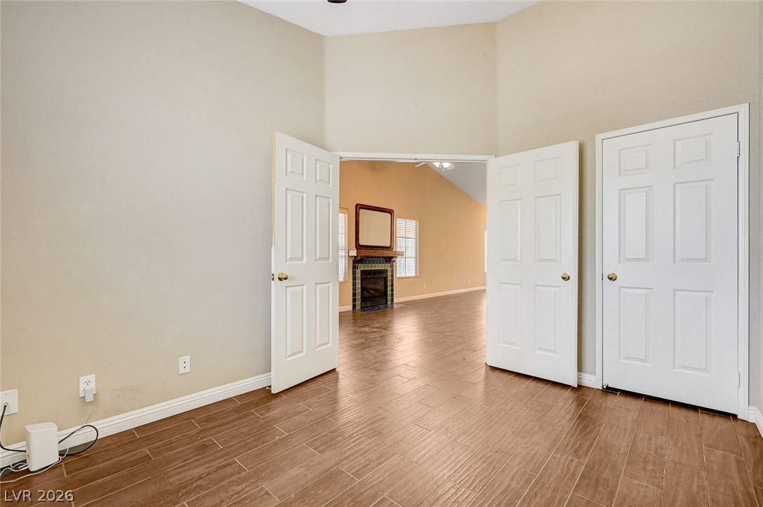9301 Mountain Range Avenue Las Vegas NV 89129