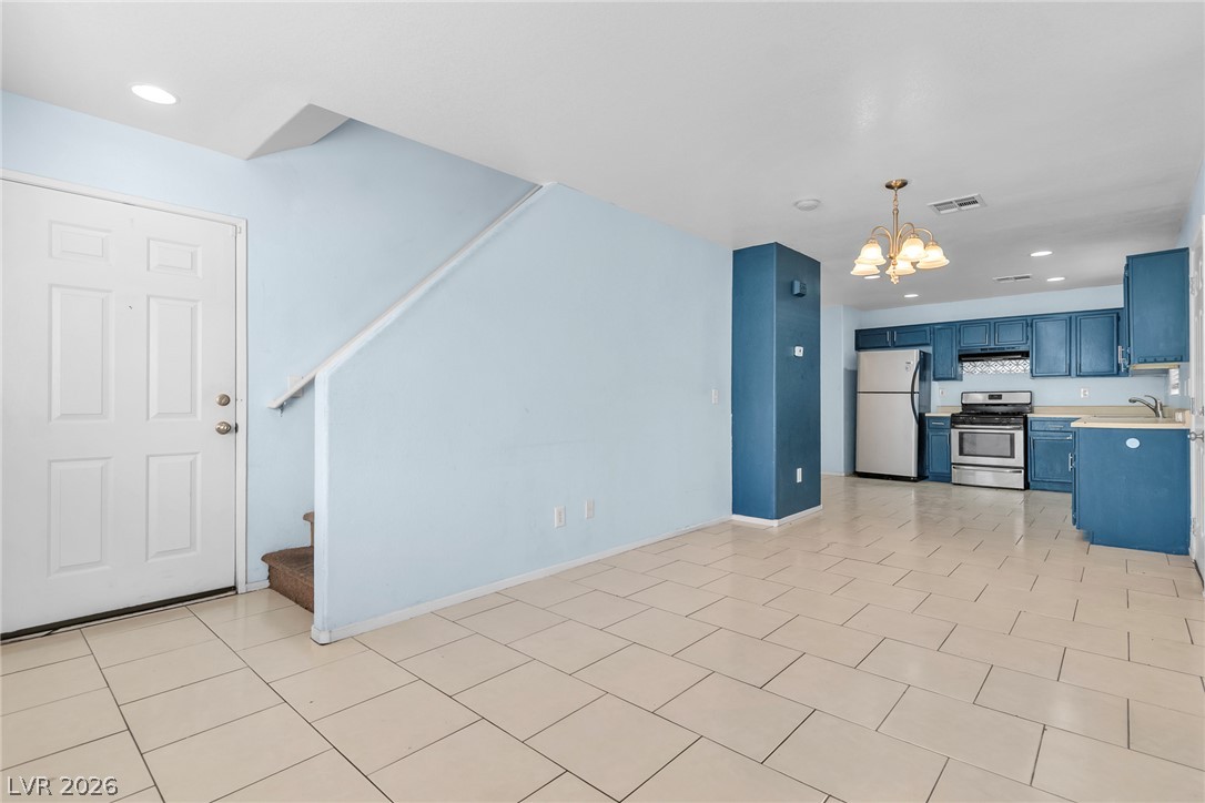 5178 Paradise Skies Avenue Las Vegas NV 89156