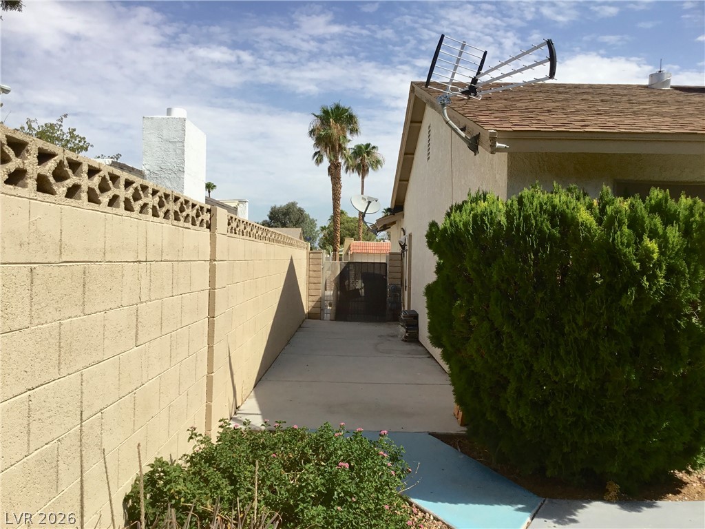 6373 Whippoorwill Way Las Vegas NV 89103