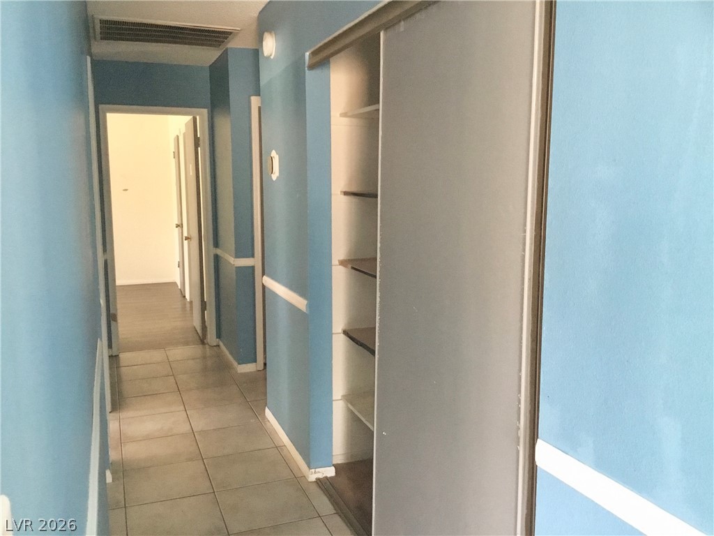 6373 Whippoorwill Way Las Vegas NV 89103