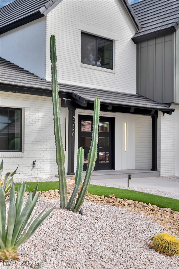2720 Tioga Pines Circle Las Vegas NV 89117