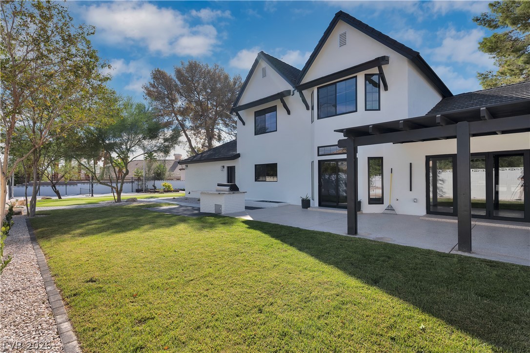 2720 Tioga Pines Circle Las Vegas NV 89117