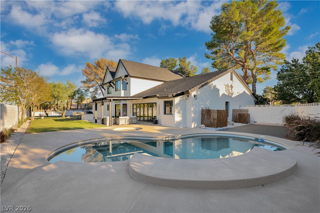 2720 Tioga Pines Circle Las Vegas NV 89117