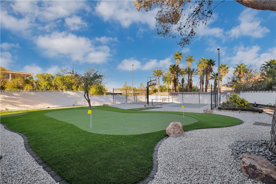 2720 Tioga Pines Circle Las Vegas NV 89117