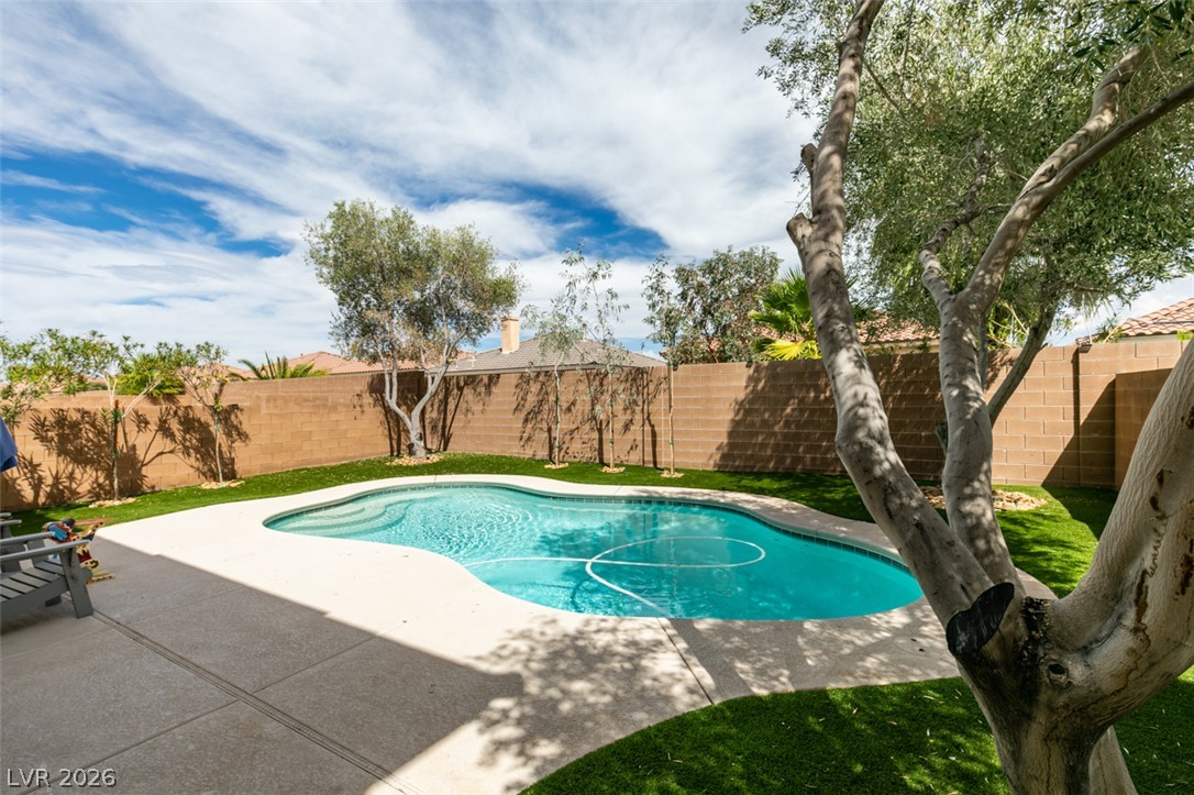10908 Royal Highlands Street Las Vegas NV 89141