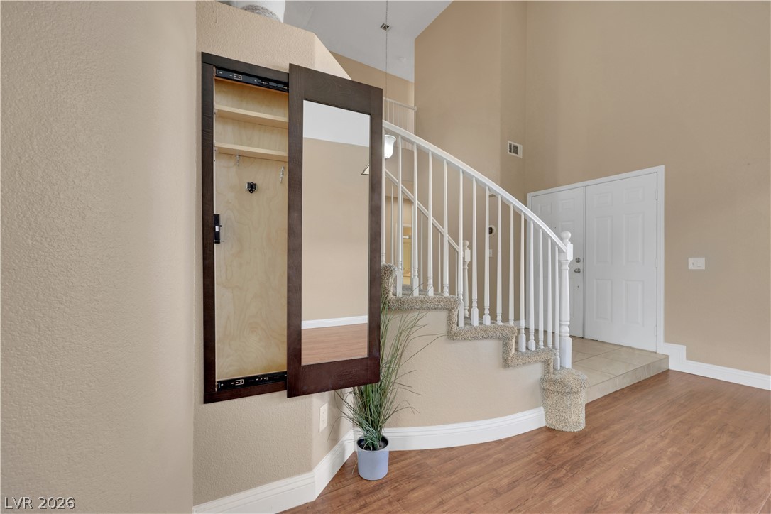 9229 Valador Avenue Las Vegas NV 89129