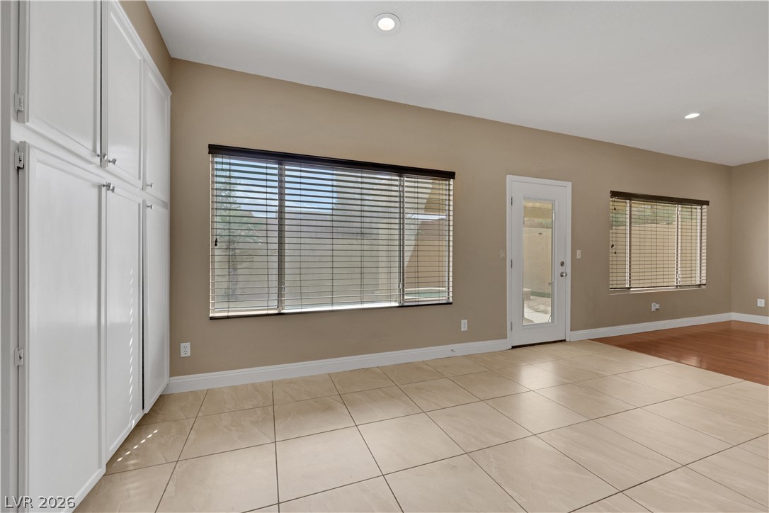 9229 Valador Avenue Las Vegas NV 89129
