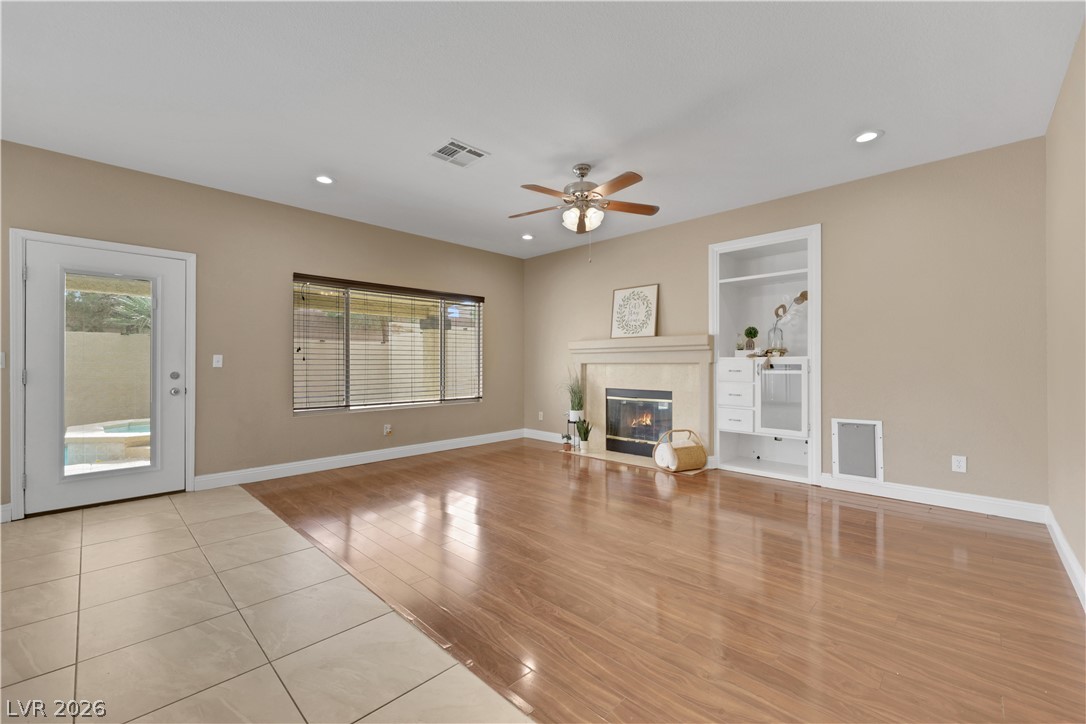9229 Valador Avenue Las Vegas NV 89129