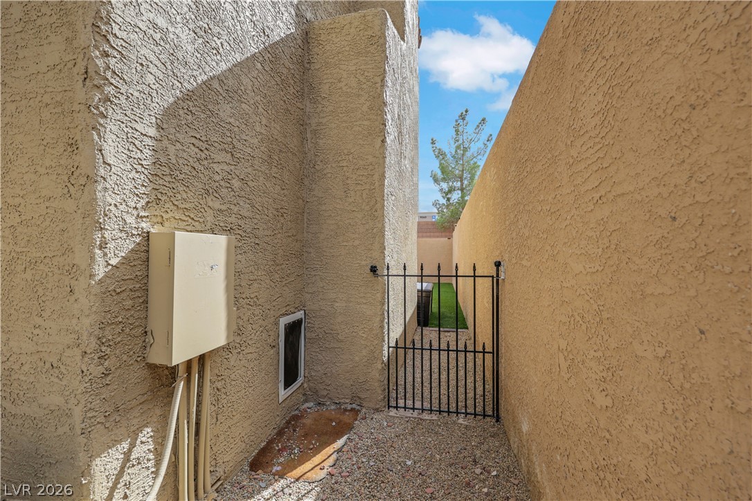 9229 Valador Avenue Las Vegas NV 89129