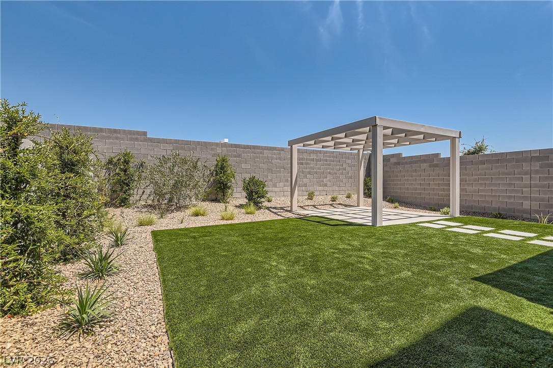 8352 Caldera Hills Avenue Las Vegas NV 89147