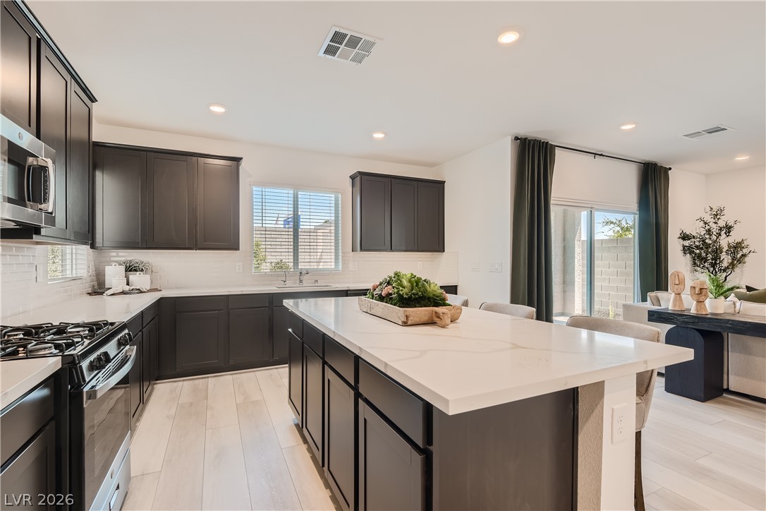 8352 Caldera Hills Avenue Las Vegas NV 89147