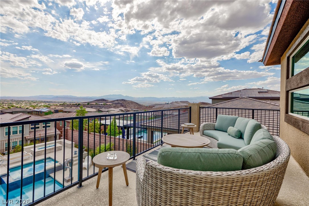 2153 King Crest Court Henderson NV 89052