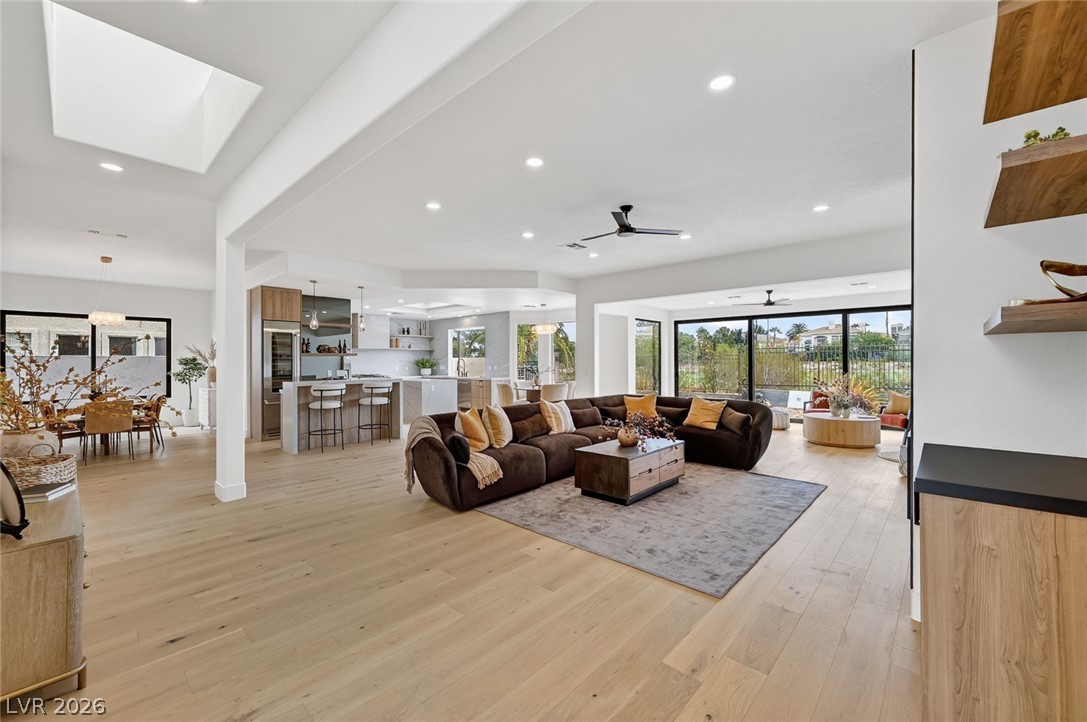 1900 Glenview Drive Las Vegas NV 89134