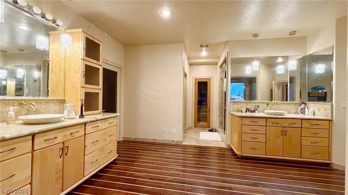 8101 Moonstone Circle Las Vegas NV 89128