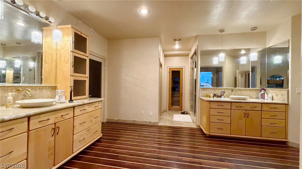 8101 Moonstone Circle Las Vegas NV 89128
