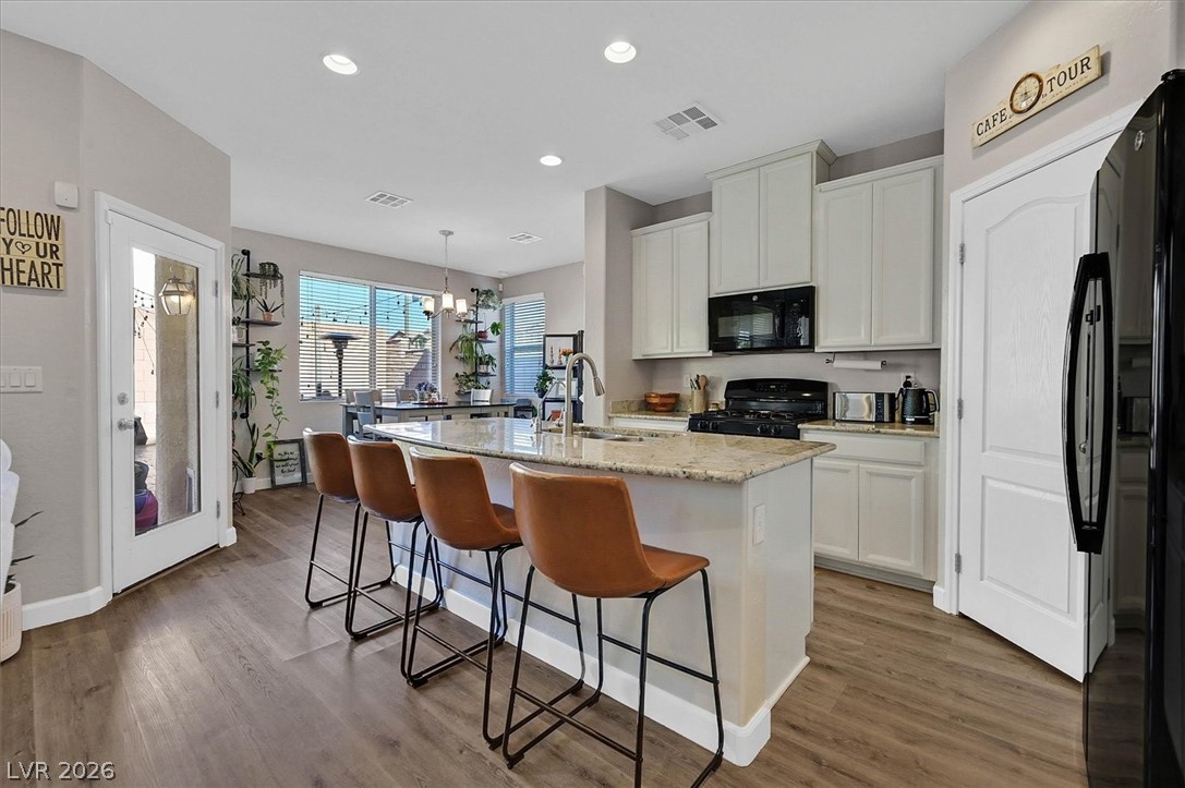 7664 Eastham Bay Avenue Las Vegas NV 89179