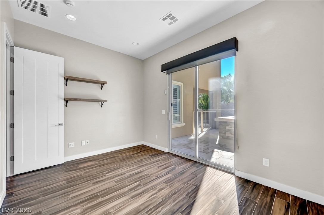 449 Paso De Montana Street Las Vegas NV 89138