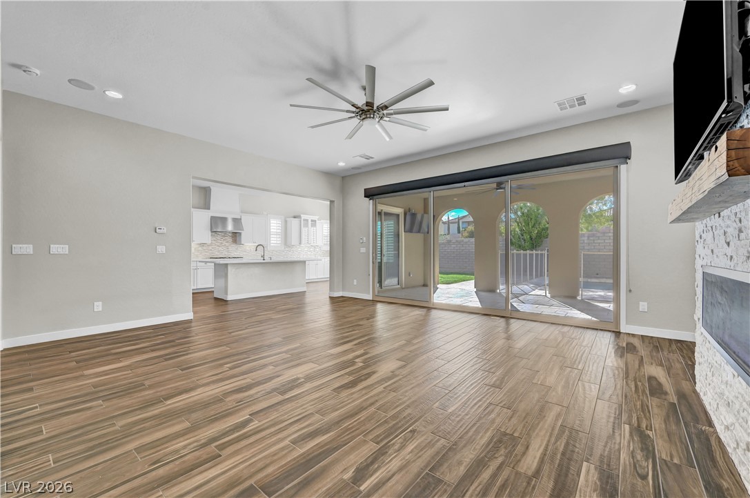 449 Paso De Montana Street Las Vegas NV 89138