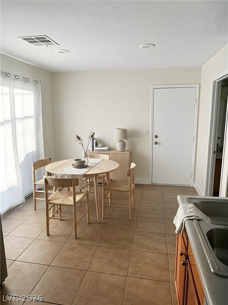 2143 Tierra Del Verde Street Las Vegas NV 89156