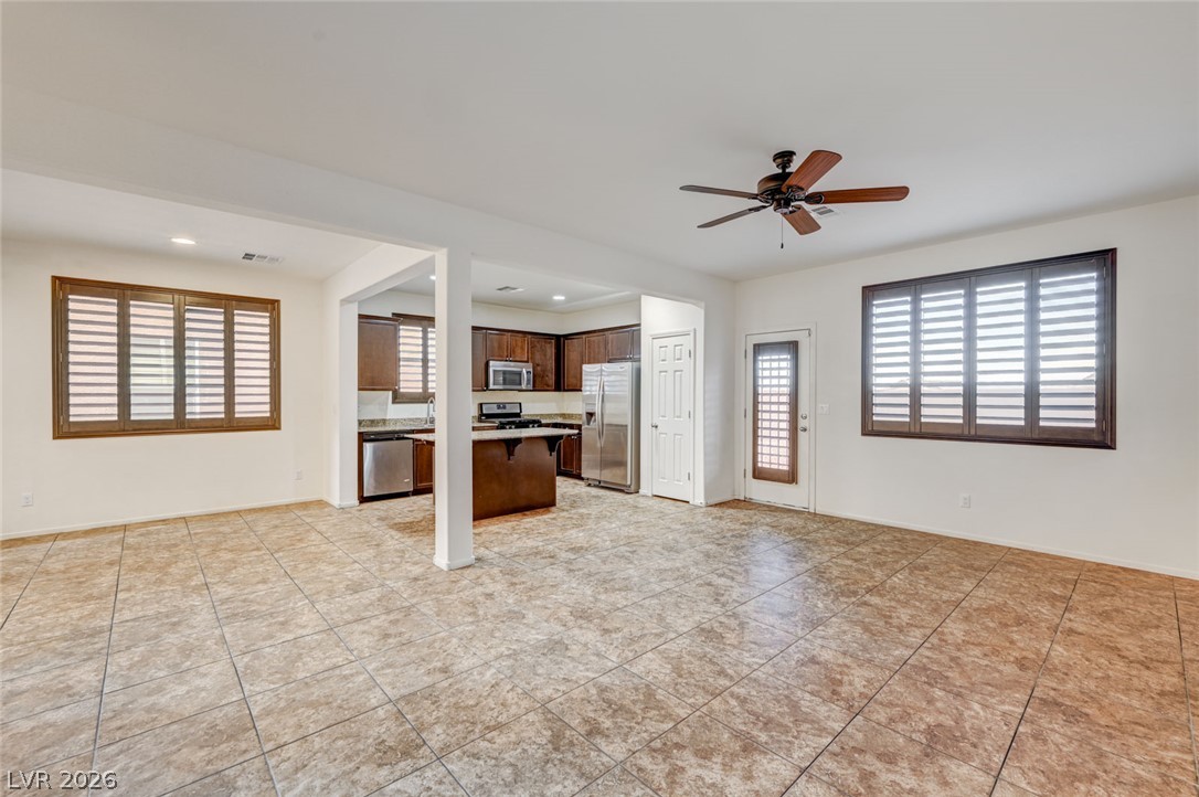 7652 Ashby Gate Street Las Vegas NV 89166