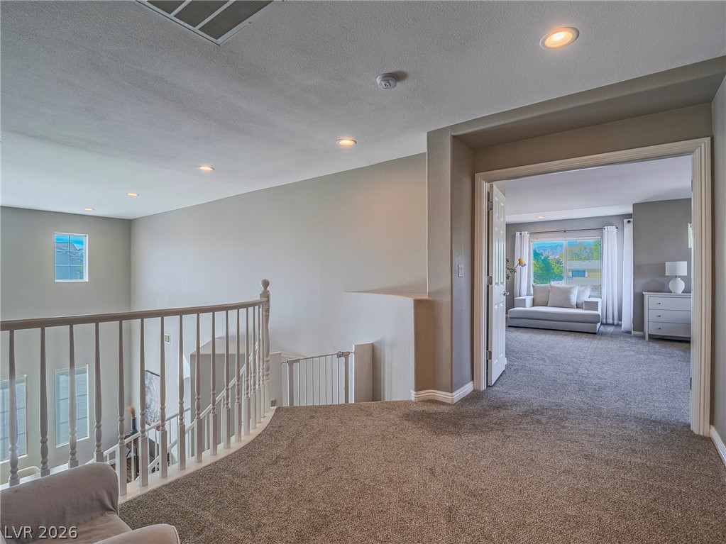 6258 Iginlas Goal Avenue Las Vegas NV 89131