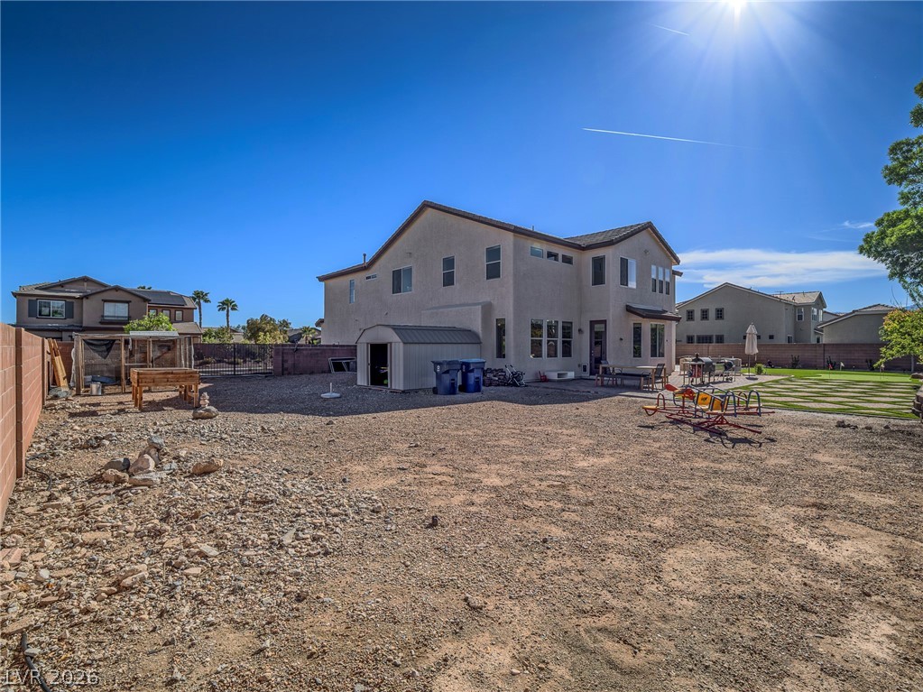 6258 Iginlas Goal Avenue Las Vegas NV 89131