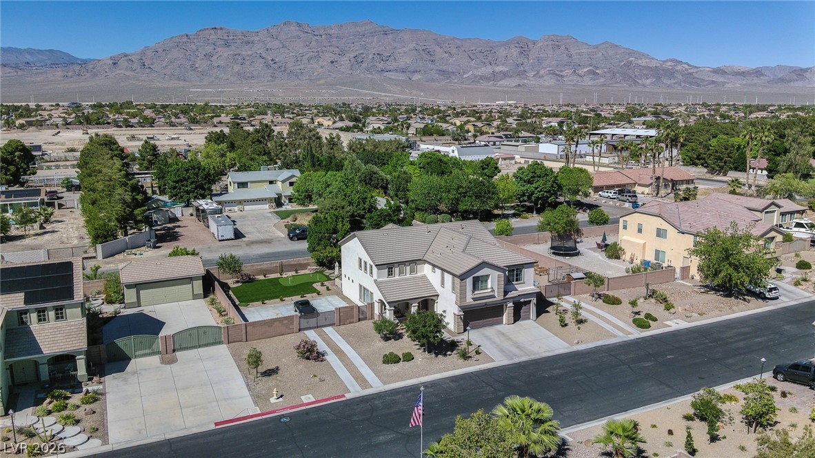 6258 Iginlas Goal Avenue Las Vegas NV 89131