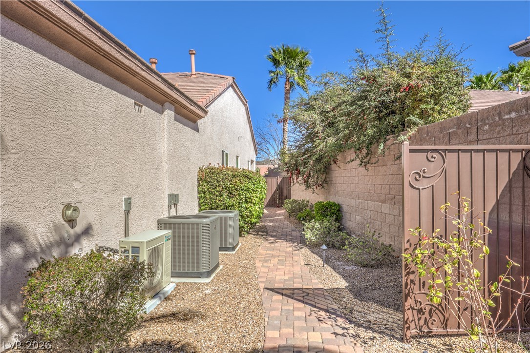 2252 Savannah River Street Henderson NV 89044