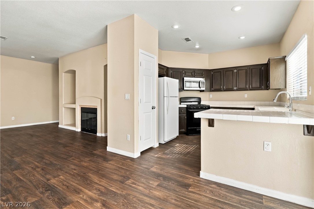 7873 Blue Brook Drive Las Vegas NV 89147